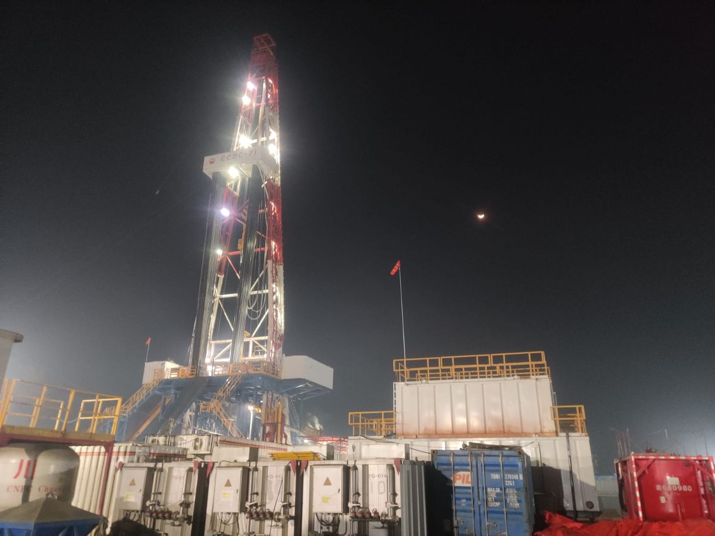 CCDC-71 and its surface equipment at night